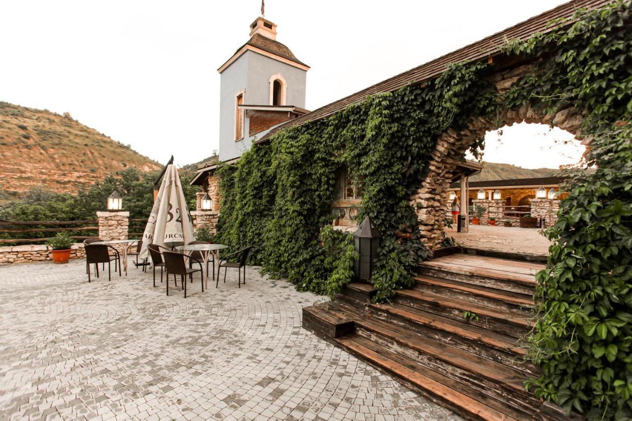 Vila Etnica Trebujeni Exterior photo